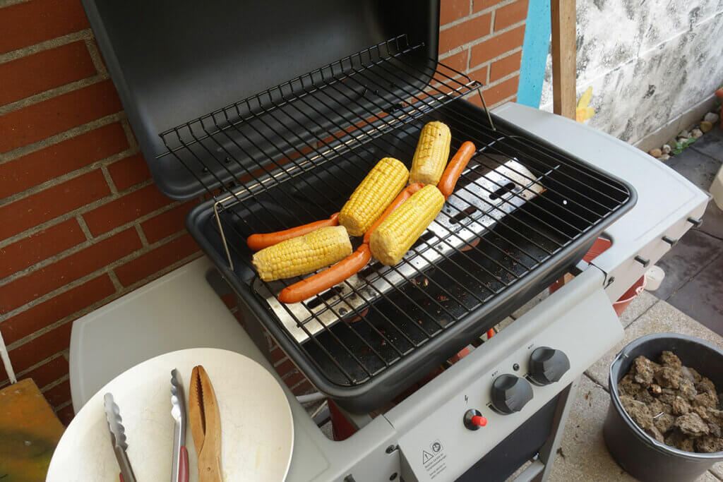 Elektrogrill Ablageflächen